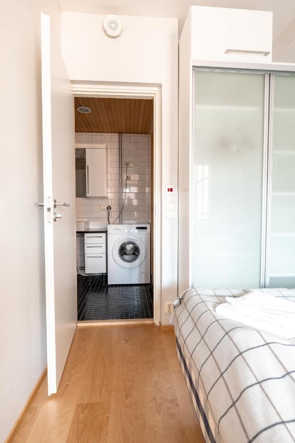 2Ndhomes Stylish 1Br Home With Balcony And Sauna In Kamppi Center Helsinki Exterior foto